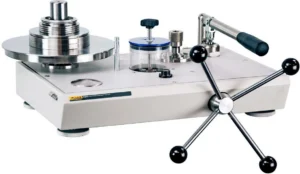 Fluke Calibration P3200 Hydraulic Deadweight Tester